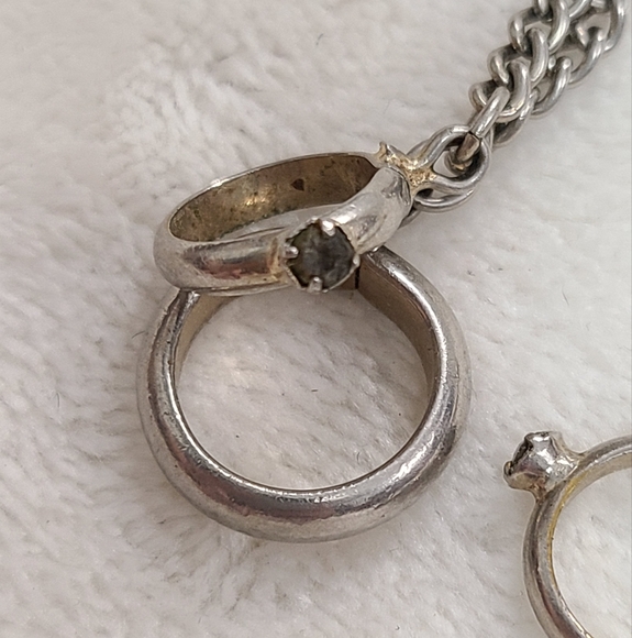 Vintage 50s Alice Wedding Ring Dangle Earrings - Picture 4 of 5